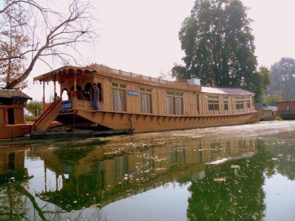 Отель Houseboat Lily Of Nageen Сринагар Экстерьер фото